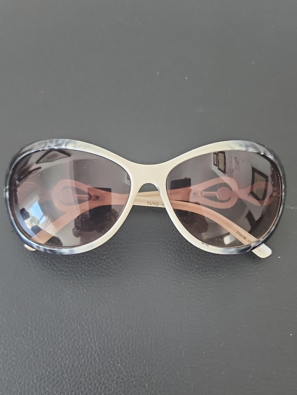 Sunglasses Oversized Women's Sunglasses - Black/Brown